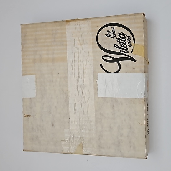 The Norman Rockwell Museum At the Circus American Family Series Porcelain Plate - Picture 7 of 7